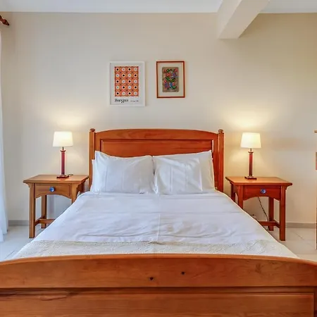 Casa Brasil 2 Bdr With Balcony By Lovelystay Portimão